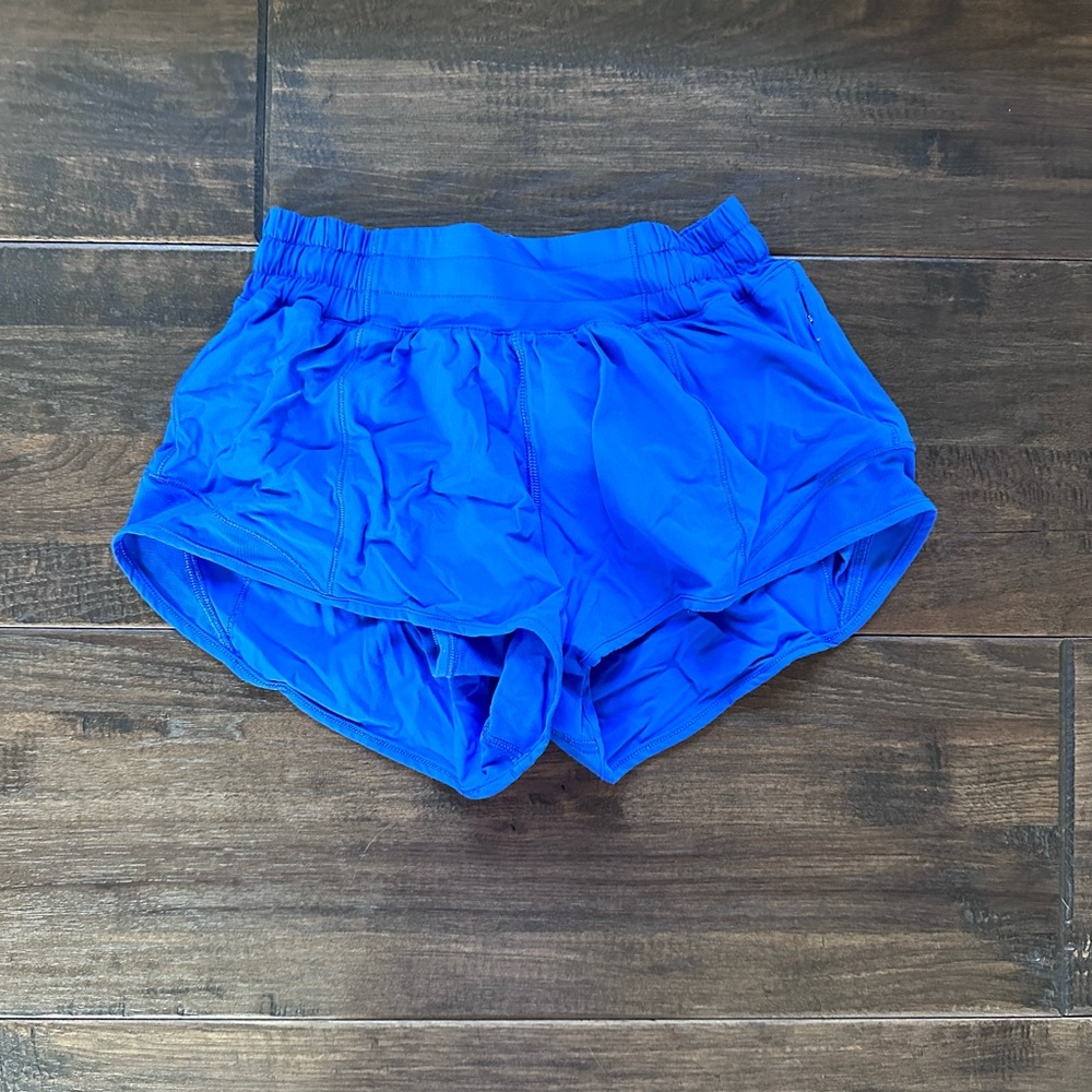Lululemon hotty hot shorts (low rise)
